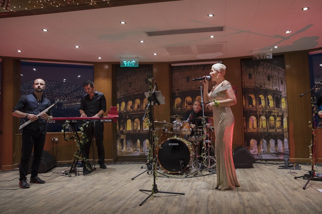 Özel Yat Eğlence ve Organizasyon Hizmetleri